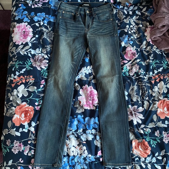 Blue Express jeans